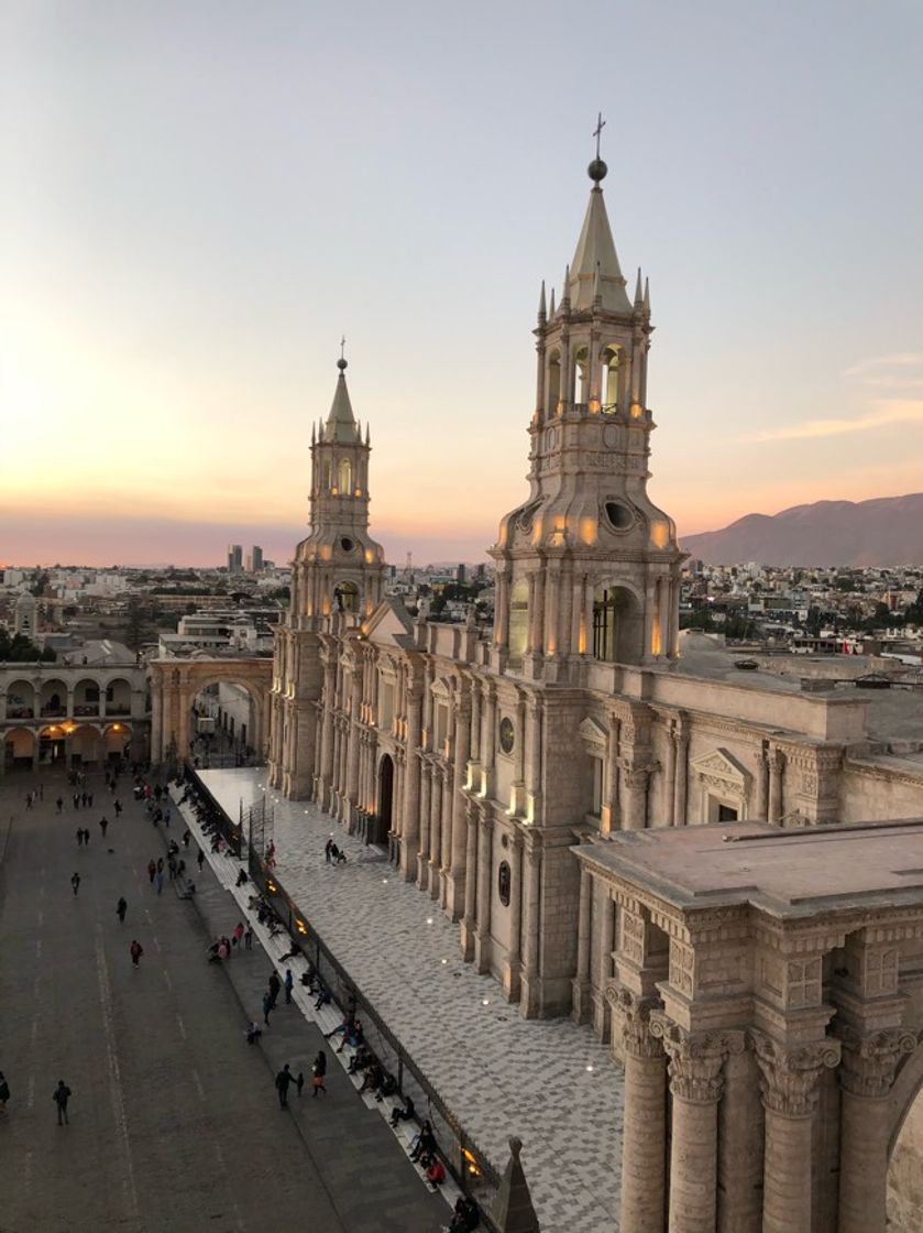 Lugar Basílica Catedral de Arequipa