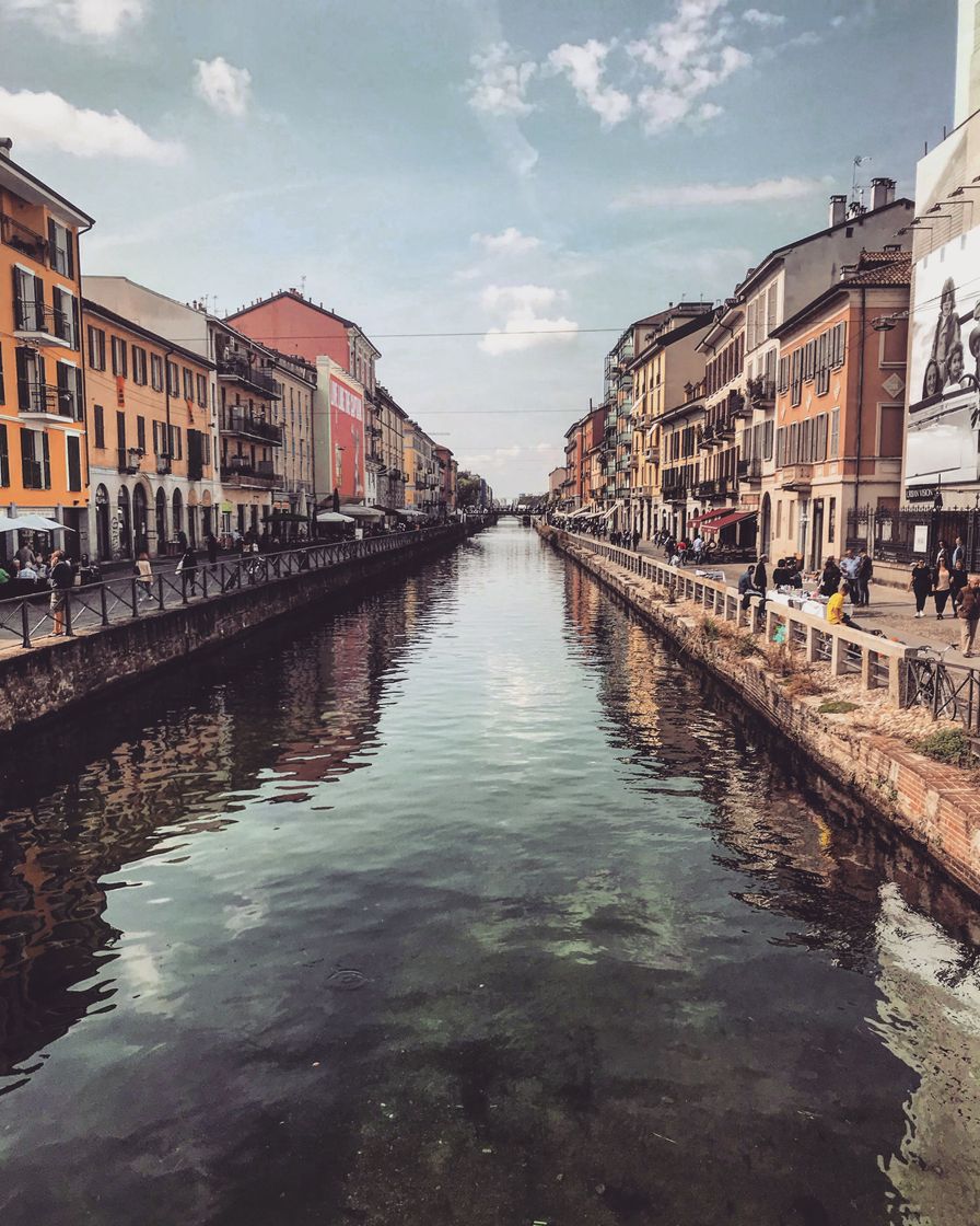 Place Navigli