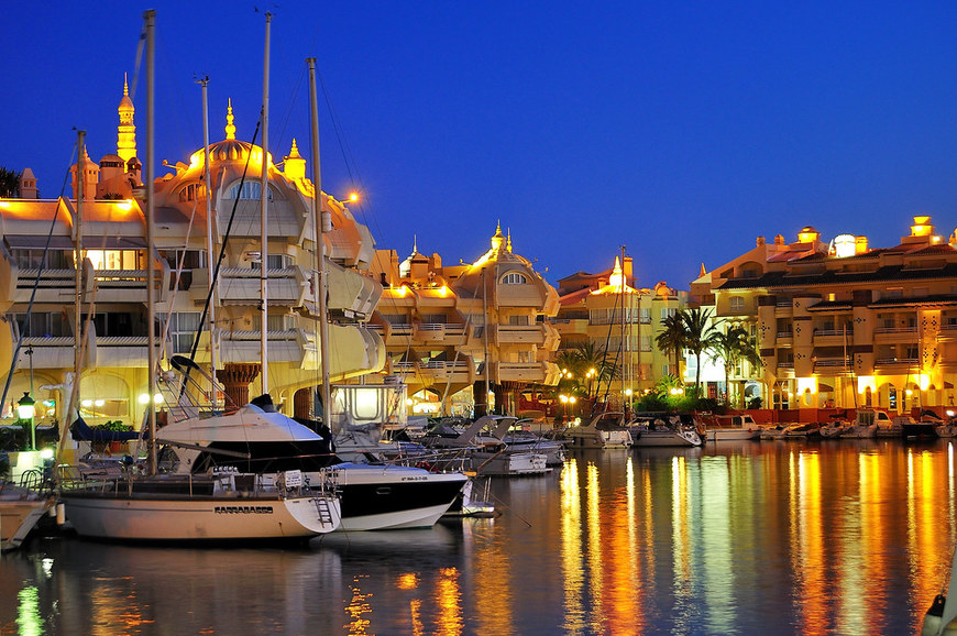 Lugar Puerto Benalmadena