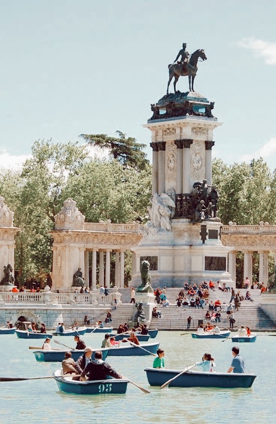 Places Monumento Alfonso XII