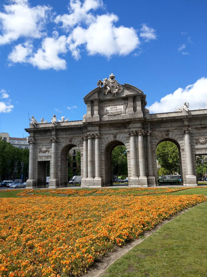 Place Puerta de Alcalá