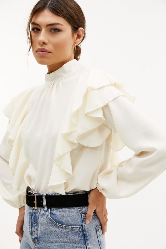 Producto Loavies off white ruffle blouse