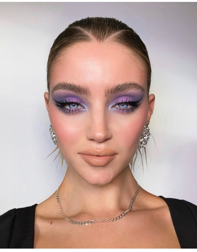 Fashion Lilac Blue Makeup