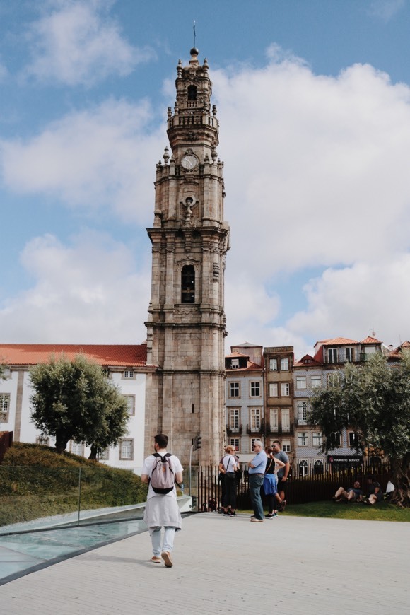 Place Clérigos Tower