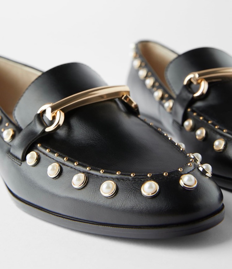 Social Mocassins com pérolas e tachas