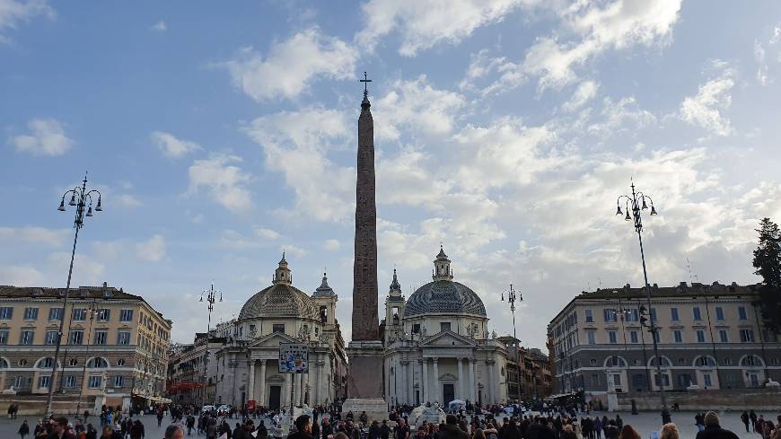 Place Piazza del Popolo