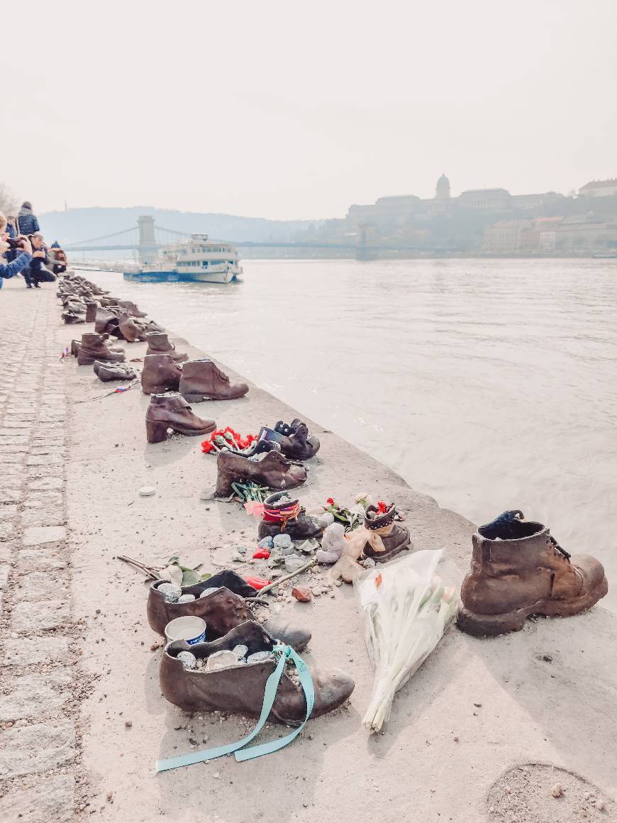 Lugar Shoes on the Danube Bank