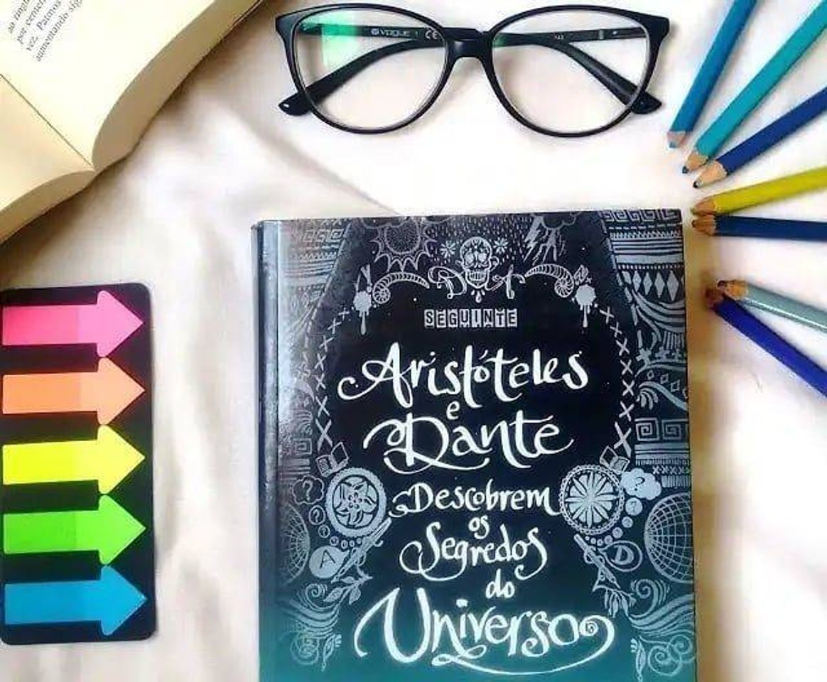 Moda Aristóteles e dante descobrem os segredos do universo