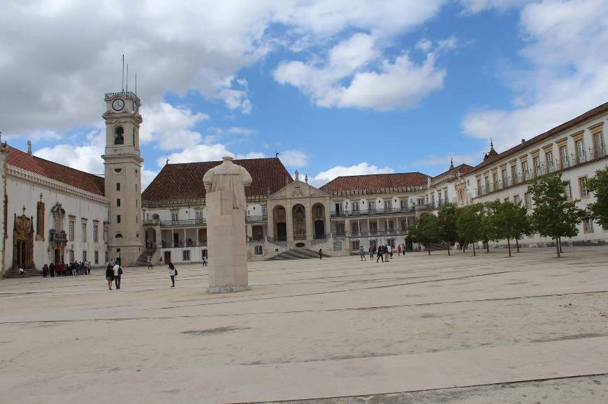 Lugar University of Coimbra