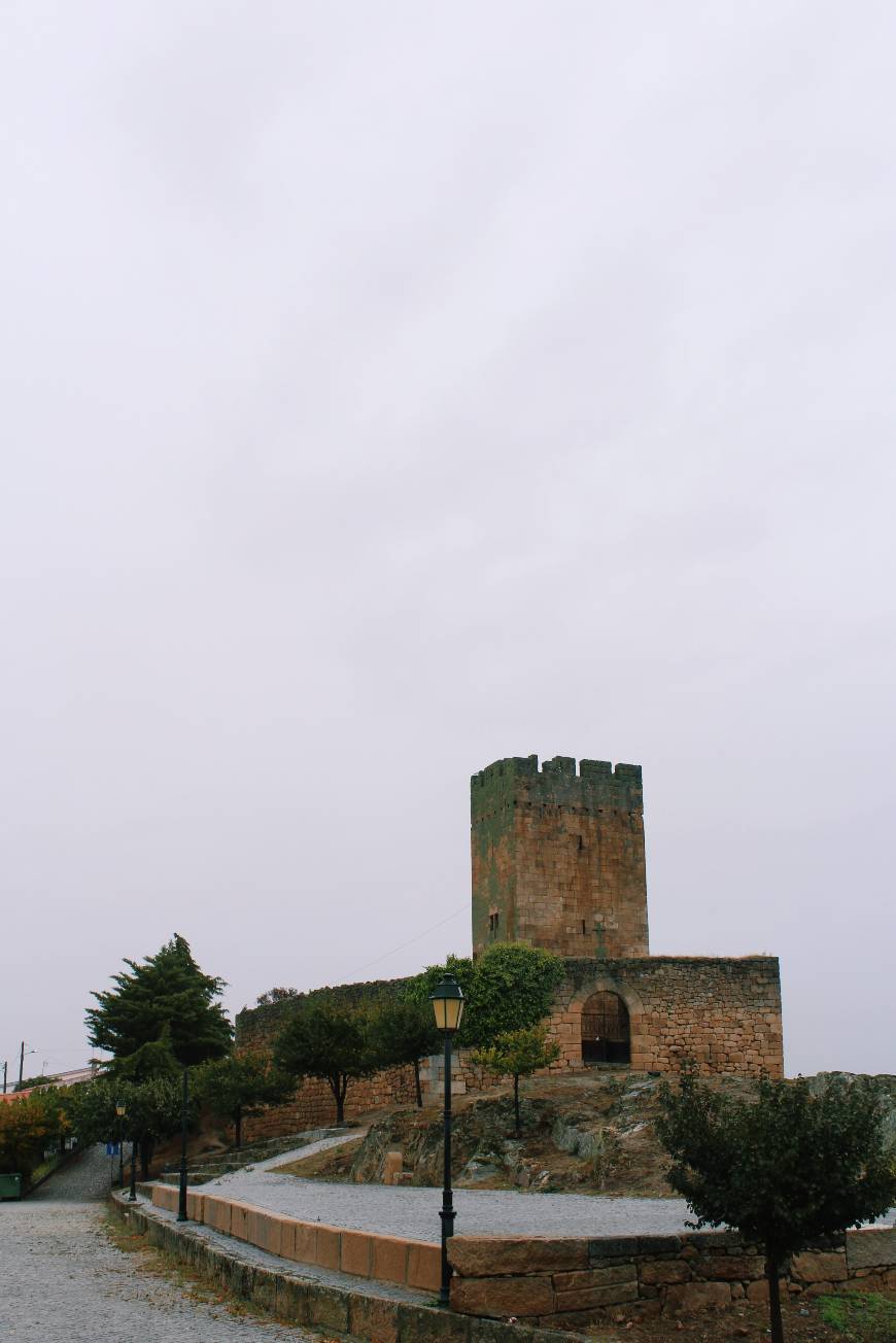 Lugar Castelo de Longroiva