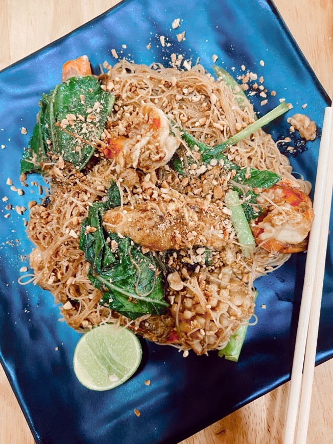 Restaurantes Grazie Thai Local Food - Wan Ton Noodle