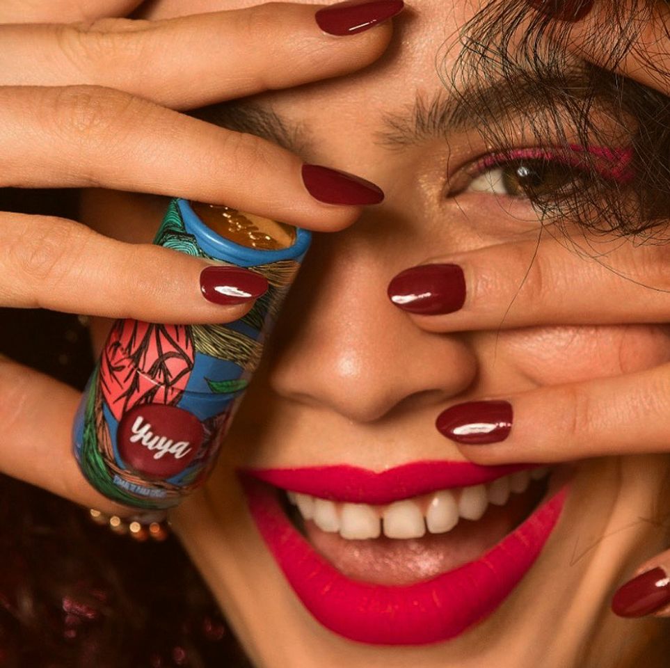 Esmalte Yuya