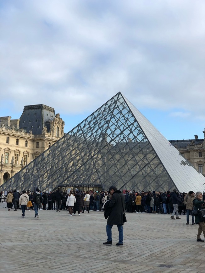 Lugar Museo del Louvre