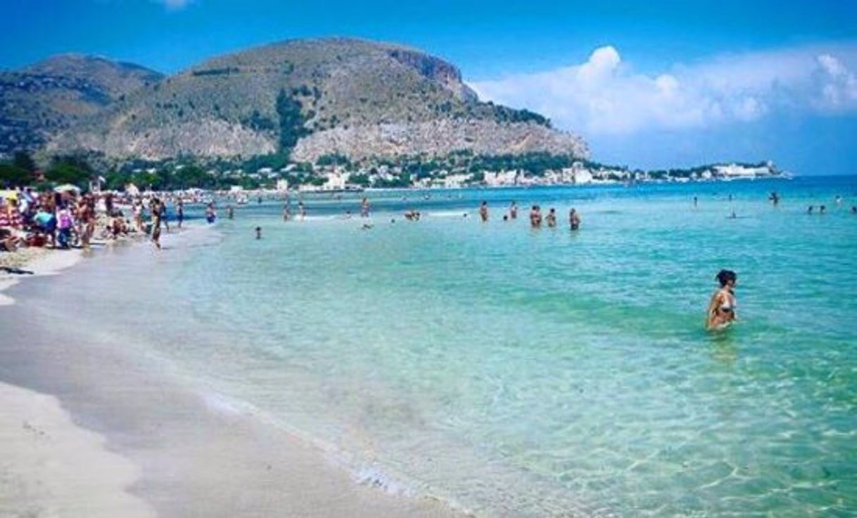 Place Mondello Beach