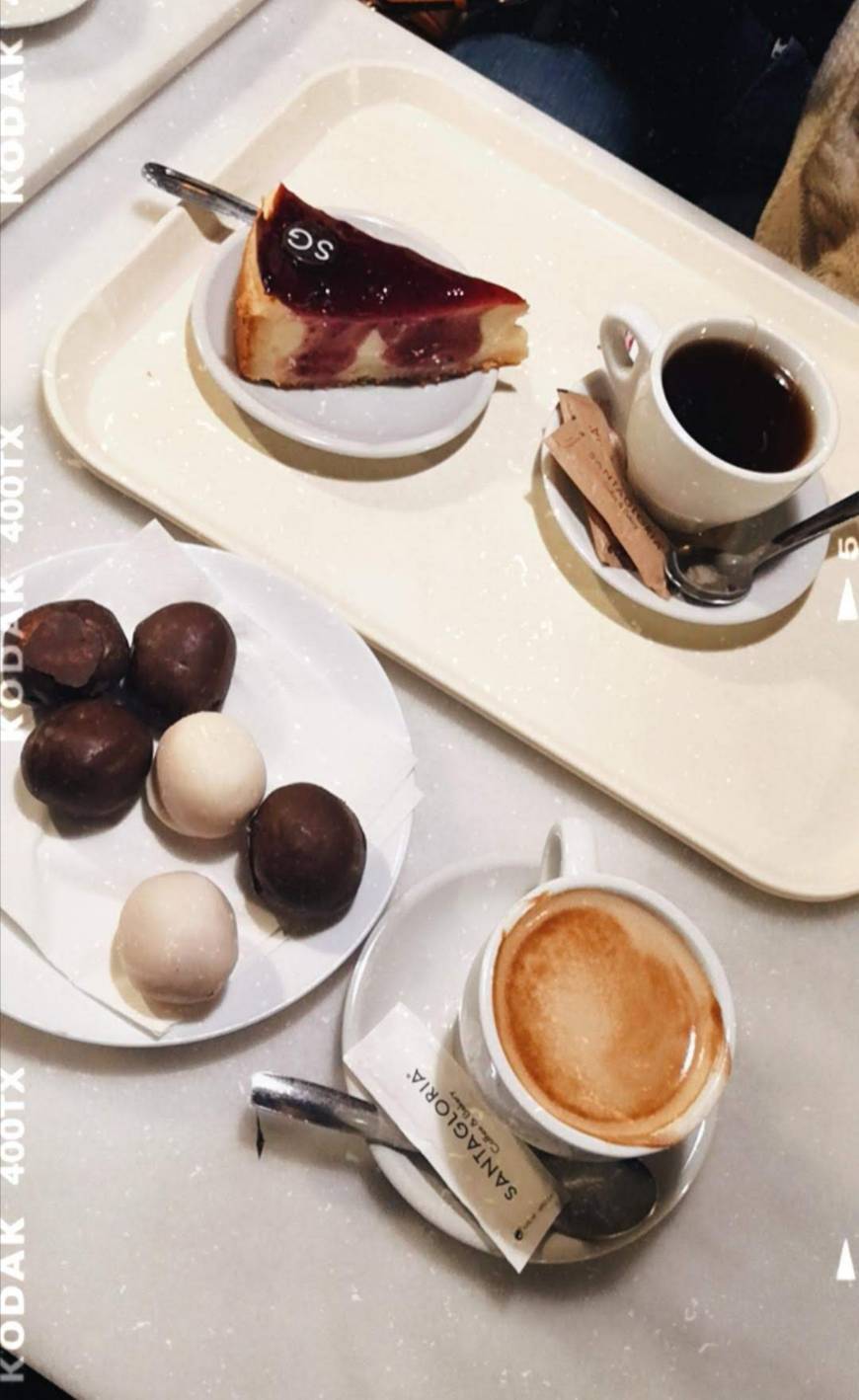 Place Santagloria Coffee & Bakery