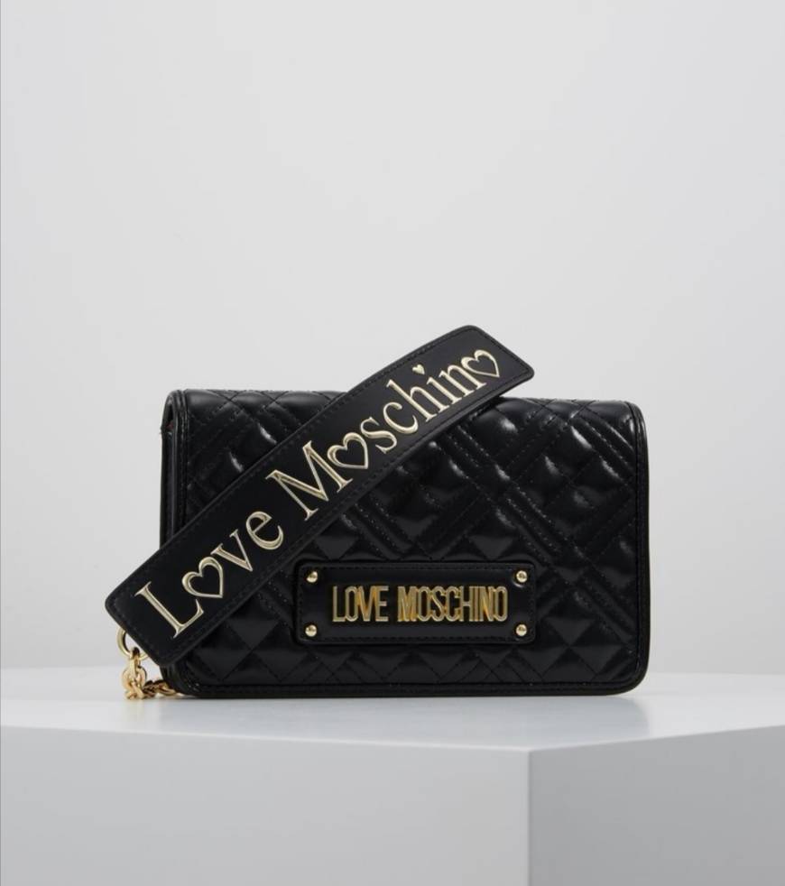 Products Love Moschino Clutch 