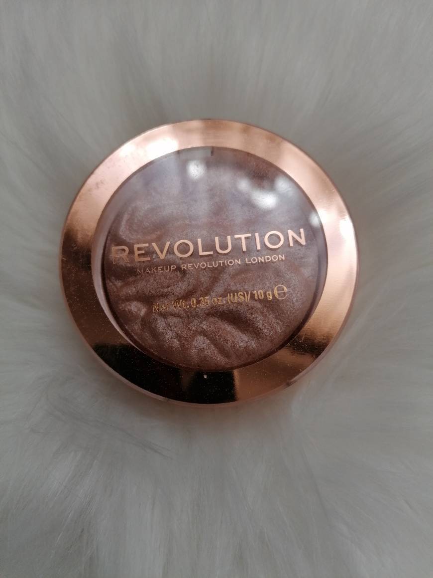 Fashion Iluminador Makeup revolution 