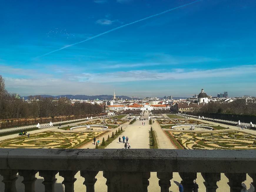 Place Belvedere Palace