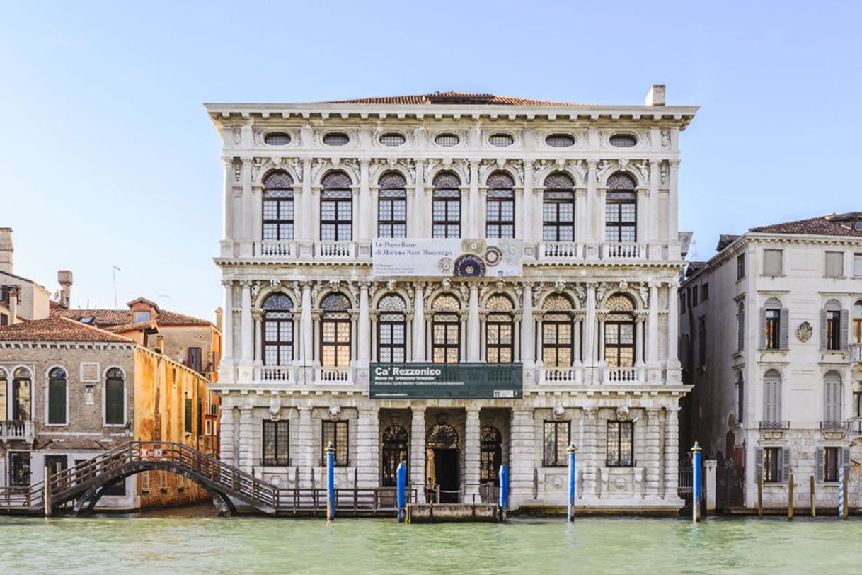Place Ca' Rezzonico