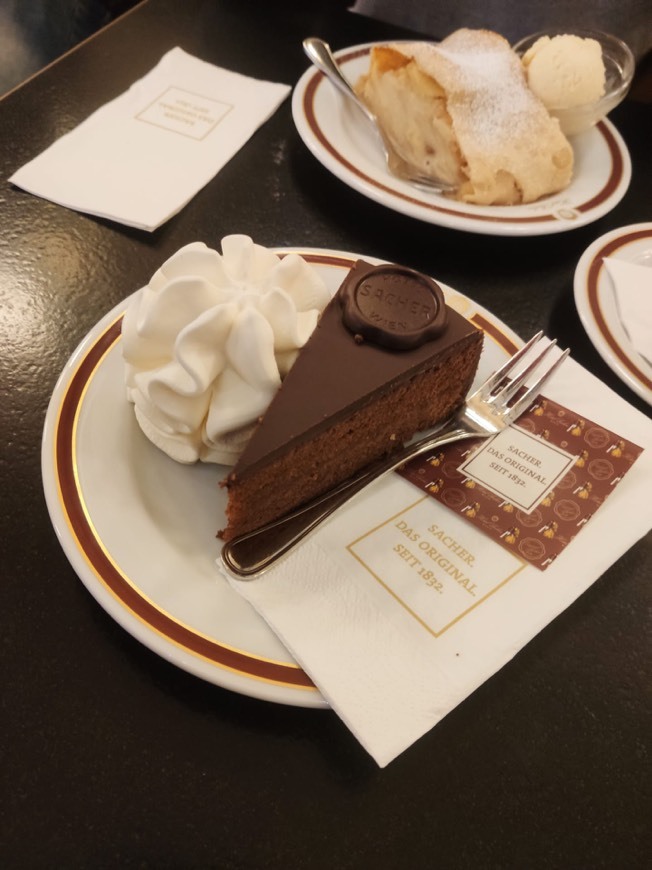 Place Sacher Confiserie Vienna