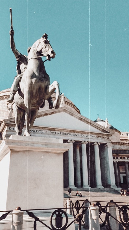 Place Piazza Plebiscito