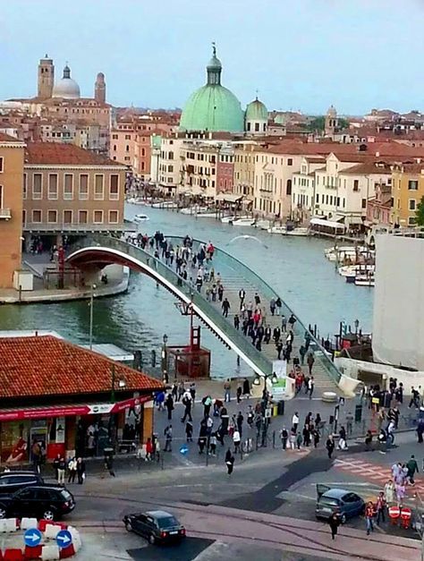 Lugar Piazzale Roma