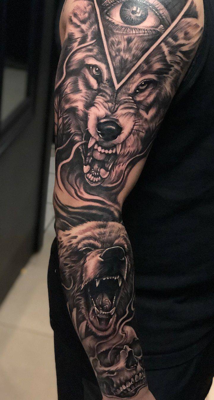 Social Lobo tattoo