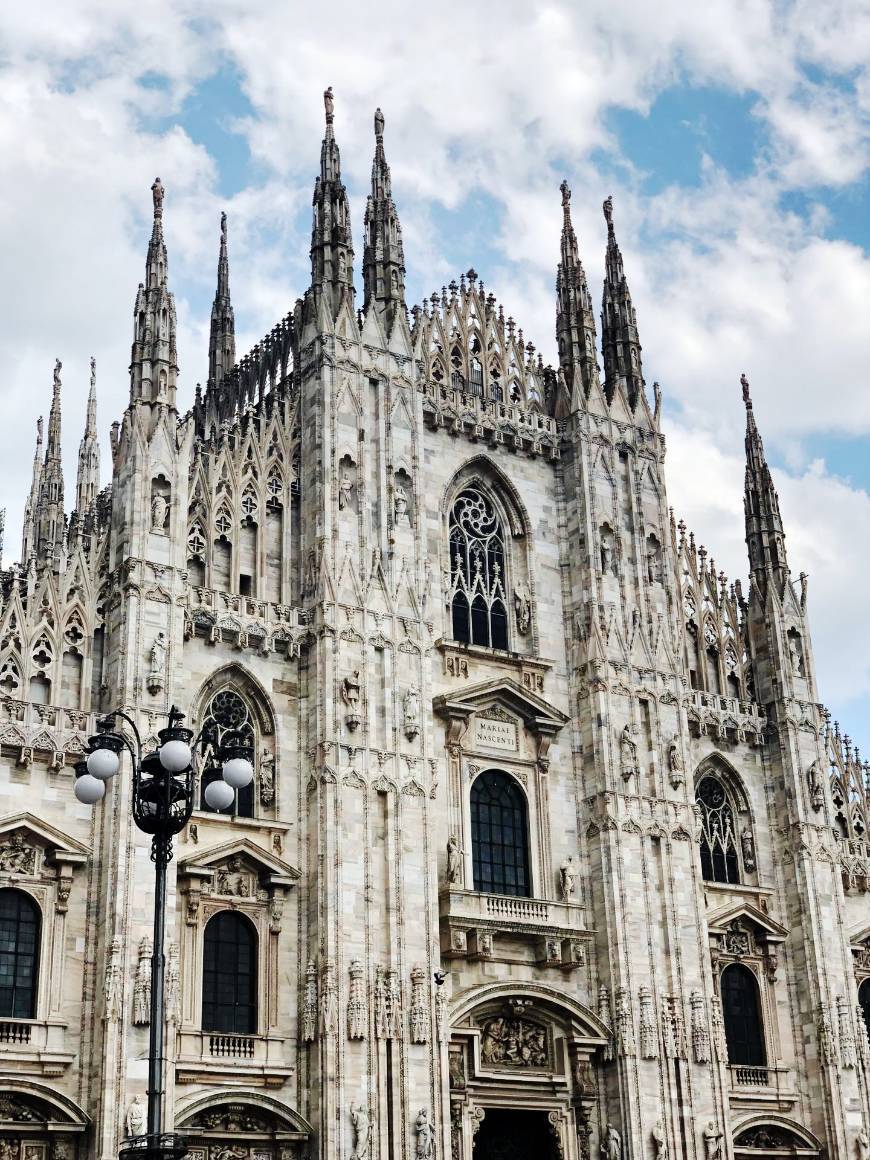 Place Piazza del Duomo