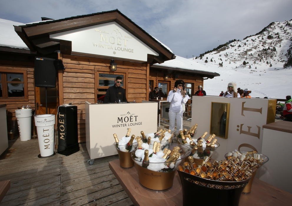 Place Moët Winter Lounge