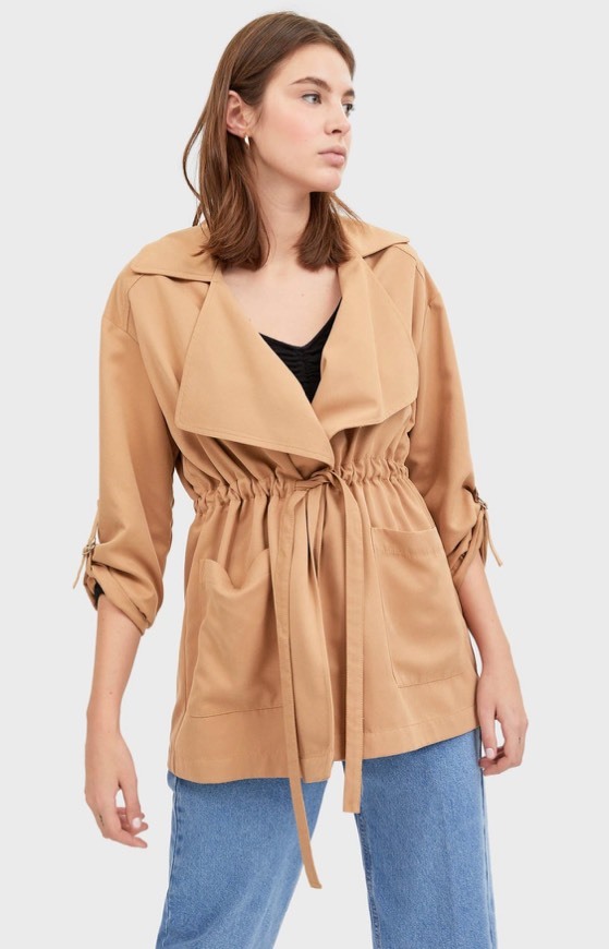 Moda trench fluido 