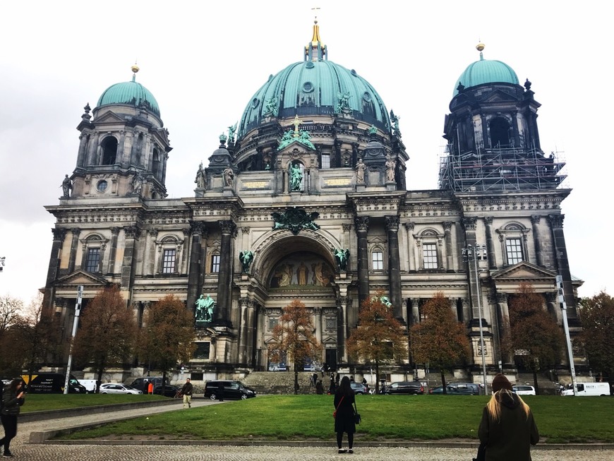 Lugar Catedral de Berlín