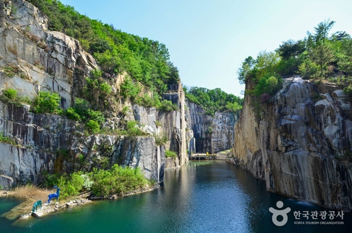 Lugar Pocheon Art Valley (포천아트밸리)