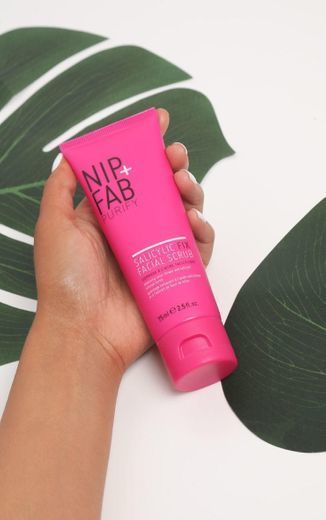 NIP+FAB Salicylic Fix Facial Scrub 75ml