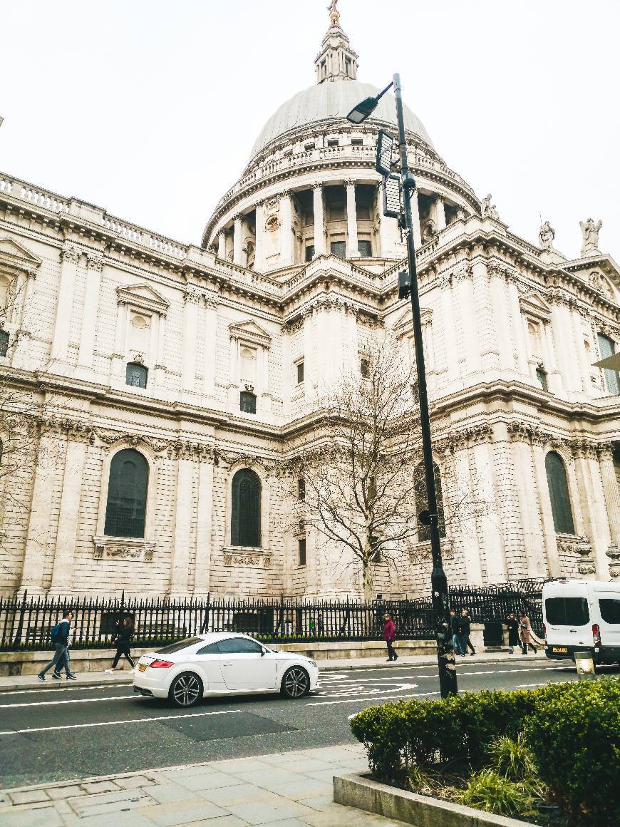 Place Catedral de Saint Paul