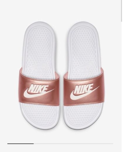 Chinelos Nike Benassi