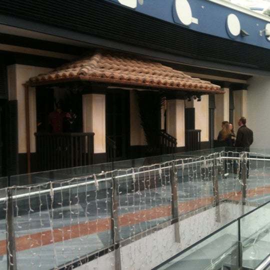 Hollister Co.