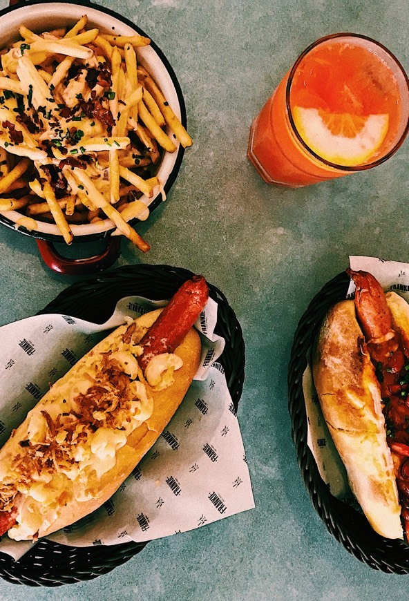 Restaurantes Frankie Hot Dogs