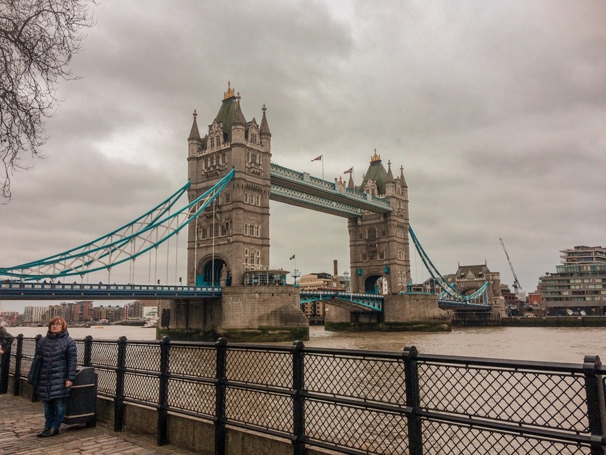 Lugar Tower Bridge