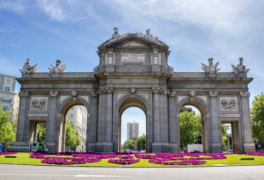 Puerta de Alcalá