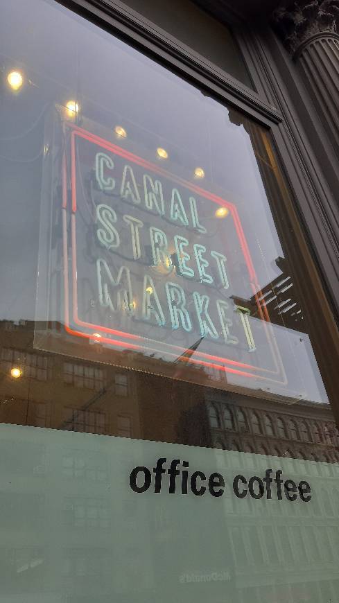 Place Canal Street