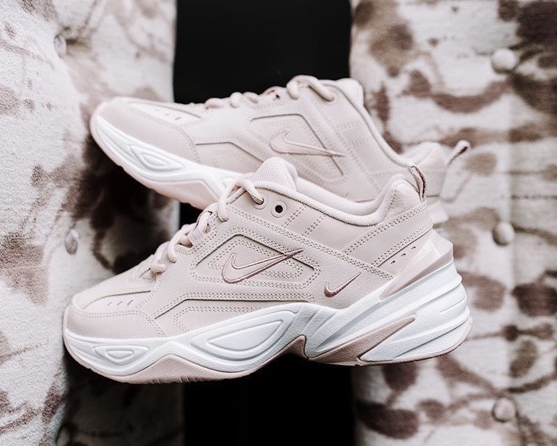 Moda Nike M2K Tekno