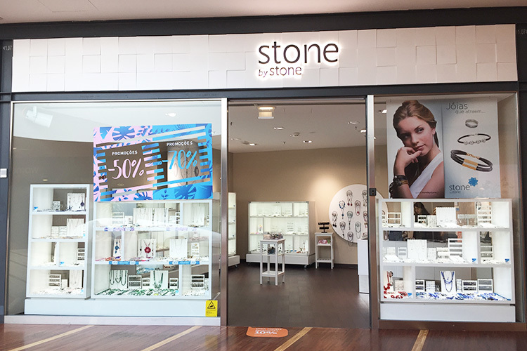 Fashion Stone By Stone 