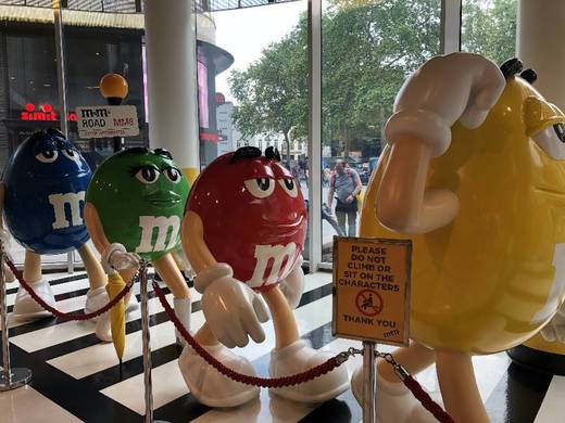 M&M STORE