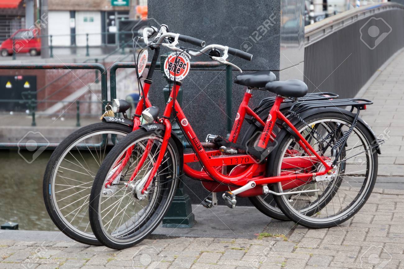 Lugar MacBike | Bike Rental Amsterdam | Central Station