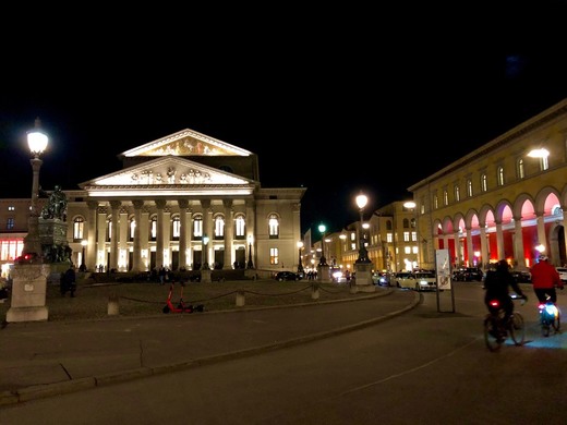 Bavarska Nacionalna Opera