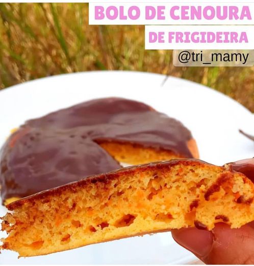 Bolo de cenoura de frigideira