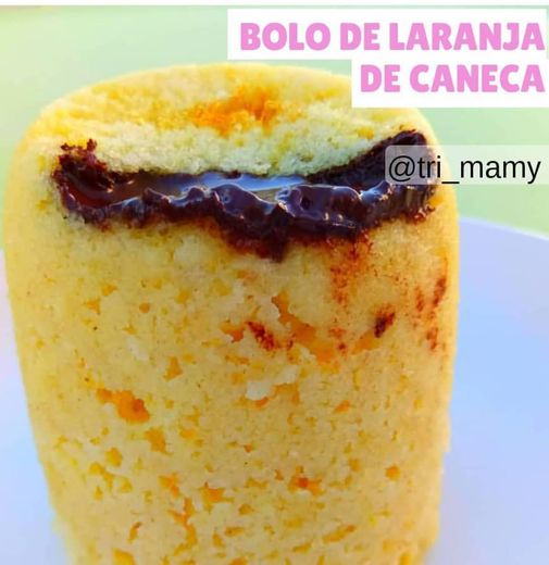 Bolo de laranja de caneca