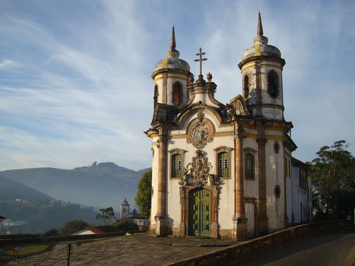 Lugar Igreja de São Francisco de Assis