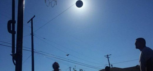 Eclipse com bola de futebol ⚽️