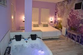 Place Suites con jacuzzi Santillana